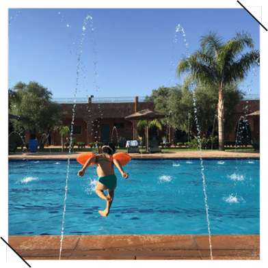 FILOSOPHIE Vol.08「騒がしくって愛おしい、 パリっ子たちの水泳授業」