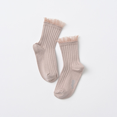 COLLEGIEN KIDS Margaux-Tulle Frill Ribbed Ankle Socks（331 vieux rose）24/27-32/35