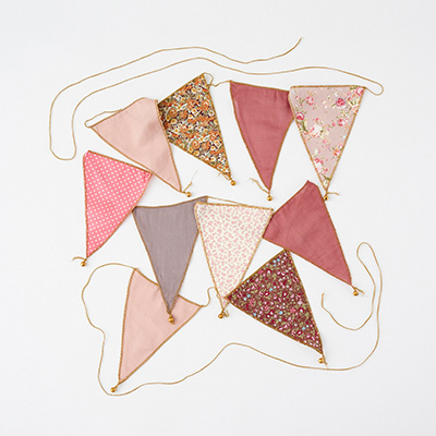 NUMERO 74 bunting garland （M004 mix pink ）one size