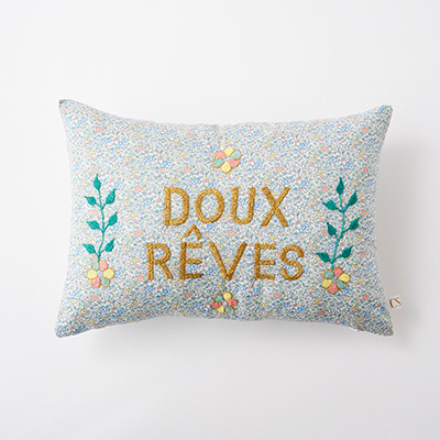 csao(サオ)リバティ 刺繍 クッション csao(サオ)リバティ 刺繍 クッション