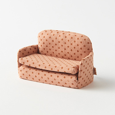 MAILEG �l�Y�~�̃\�t�@�x�b�h/�ԃh�b�g